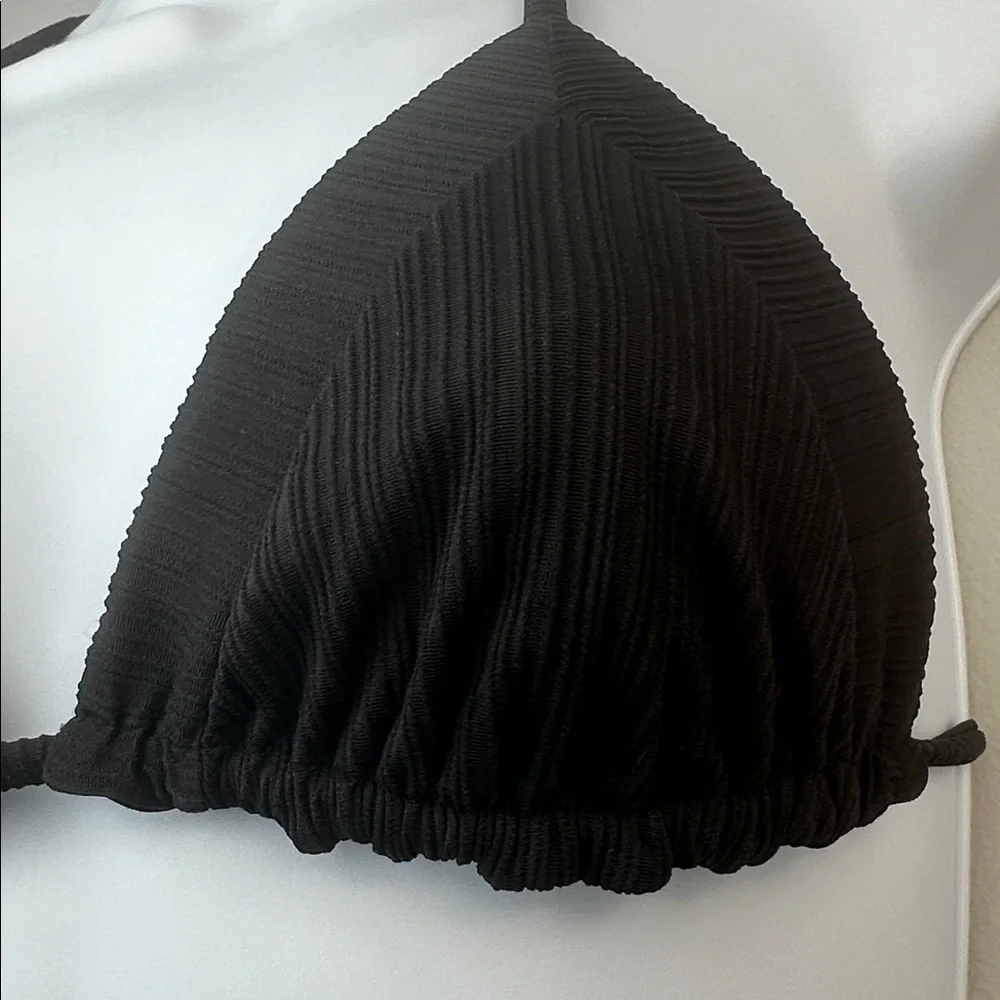 Frankie’s Bikinis Sky Ribbed Triangle Bikini Top Small Black String Straps Beach